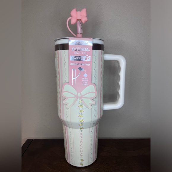 HydraGear 40 oz Tumbler Cottagecore, Love Shack Fancy inspired 🌺💐🌸 - Picture 1 of 3